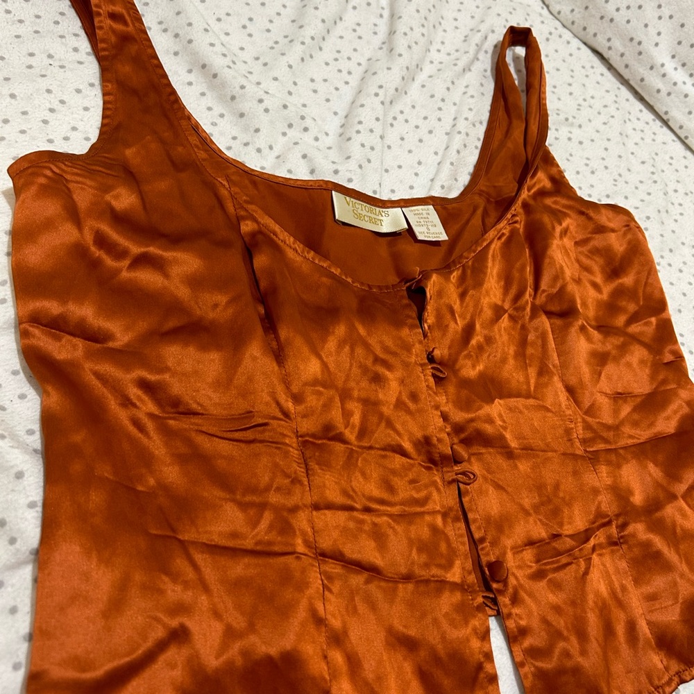 Vintage Victoria’s Secret rust silk top